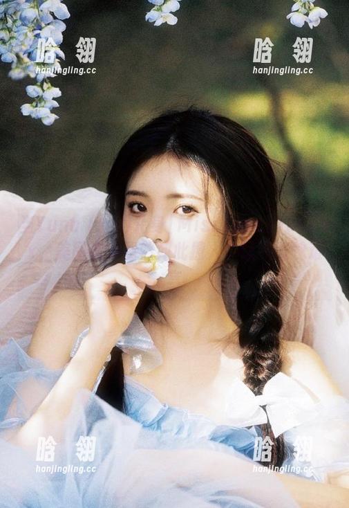 当Yuna (윤아)化身[MissTouch]Missx，美图资源竟然如此撩人，让我羞愧难言